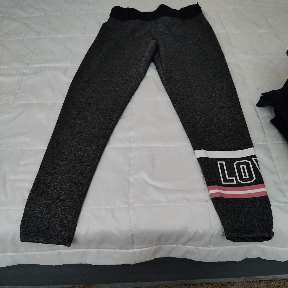 Pink leggings
